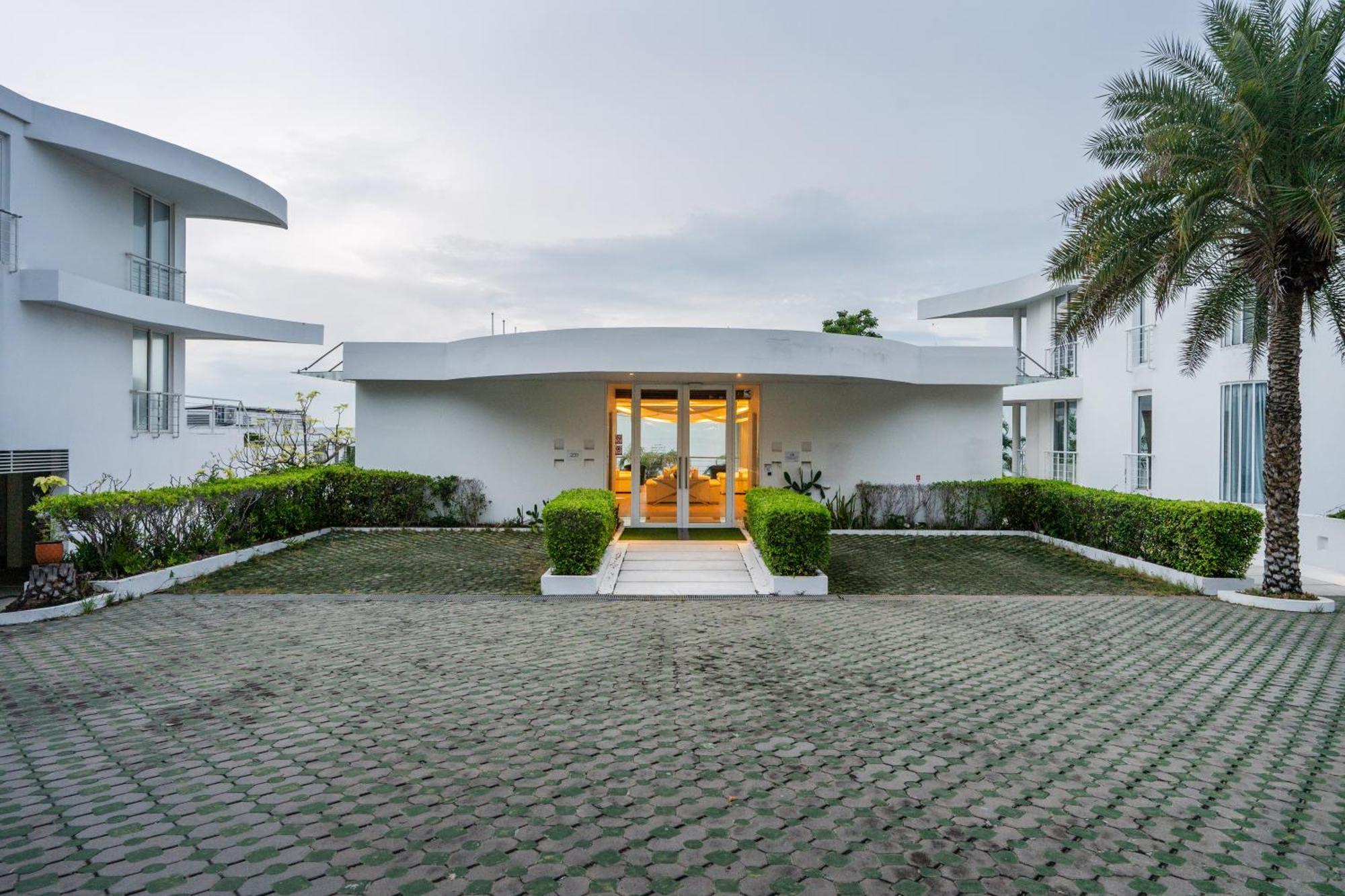 Pure Sunset Beach - Ocean View Room, Pattaya На Джомтьен Экстерьер фото